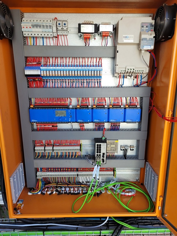 Element Six acid plants ventilation control panel
